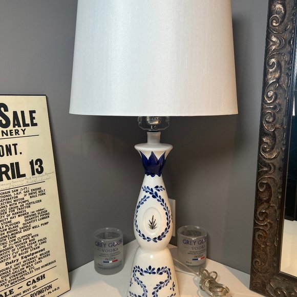 Clase Azul Bottle Lamp - Picture 2 of 6